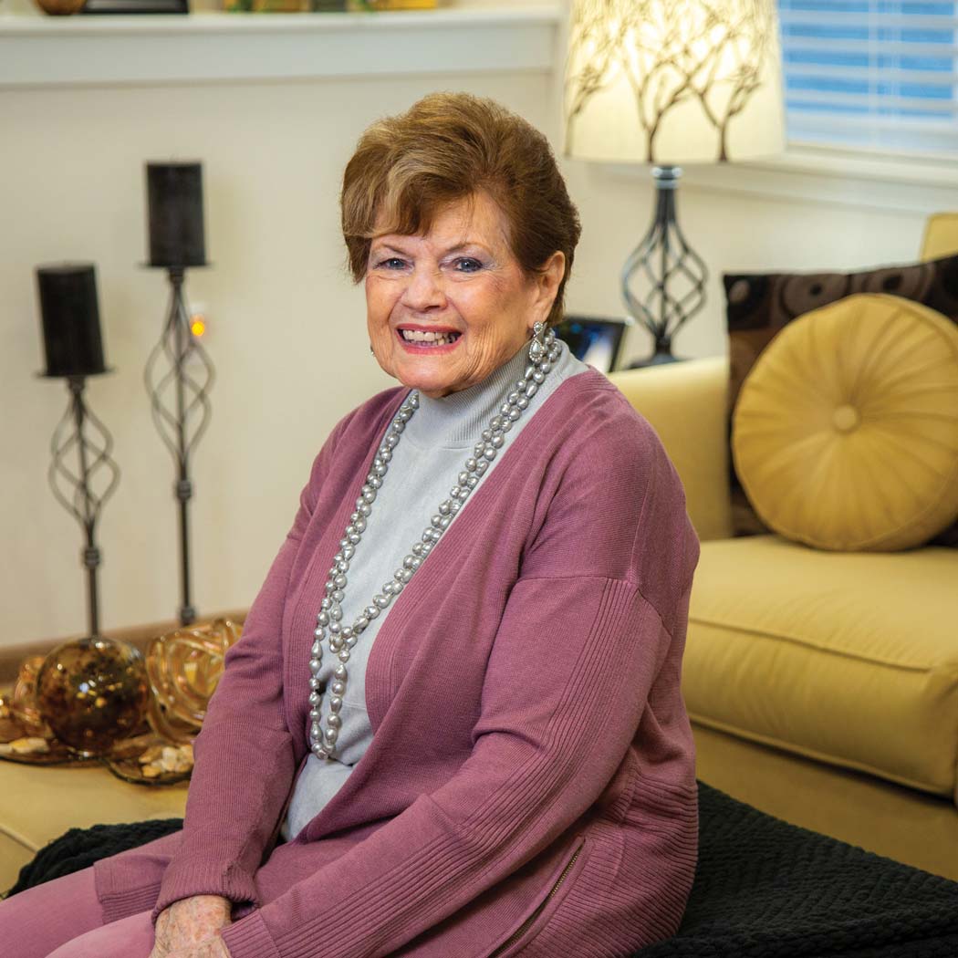 Residents enjoying time together at Ivy Creek
